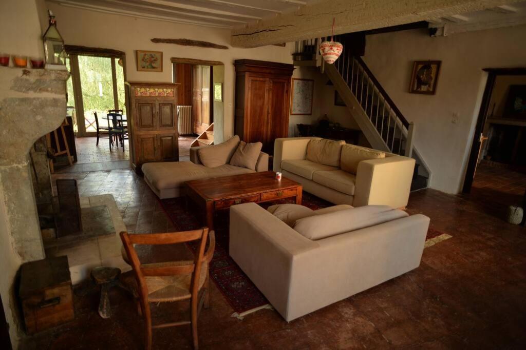 Belle Maison En Bourgogne - Auxois - Morvan Flee  エクステリア 写真