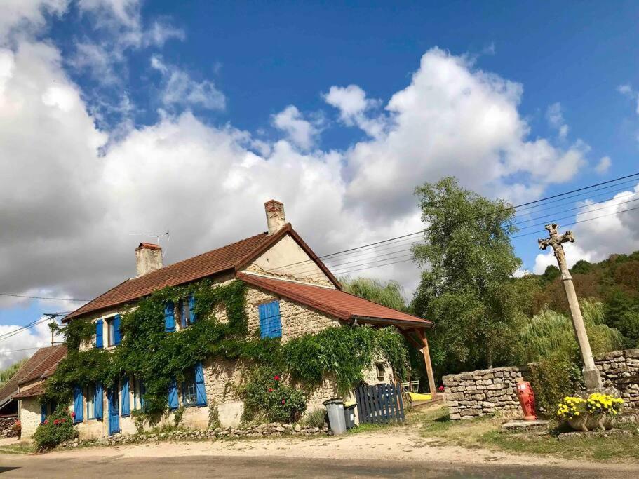 Belle Maison En Bourgogne - Auxois - Morvan Flee  エクステリア 写真