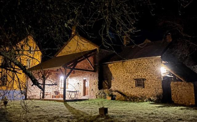Belle Maison En Bourgogne - Auxois - Morvan Flee  エクステリア 写真